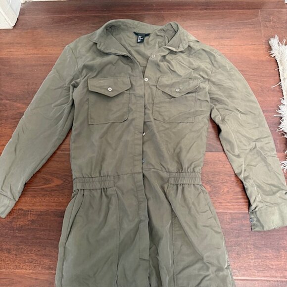 H&M Coverall Utility Jumpsuit Womens Size 2 Khaki Green Cotton Barn Chore Work - Picture 2 of 3